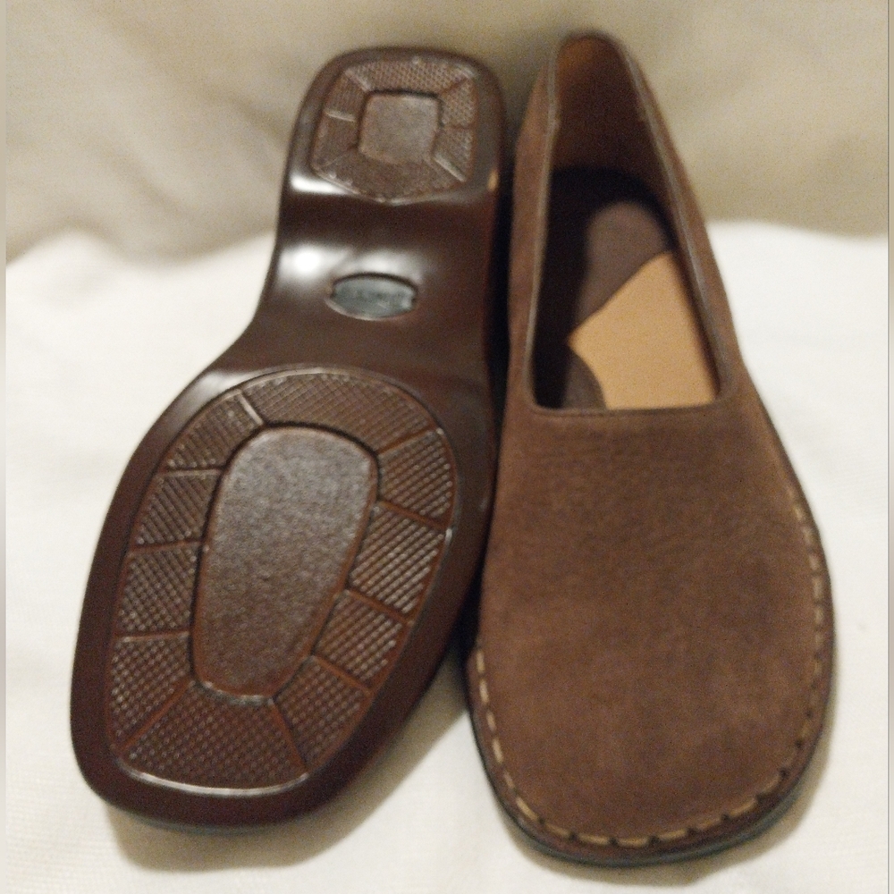 Born Brown Suede Flats Loafers - Picture 6 of 9